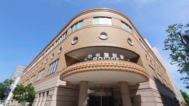 エンジンかけたまま路上駐車…スタッフが離れた隙にデリバリー用の軽乗用車を盗んだ疑い　43歳男…